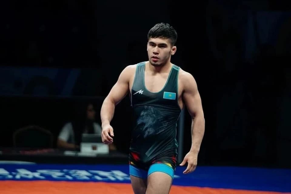 Кто представит Казахстан в первый день молодежного чемпионата мира по борьбе