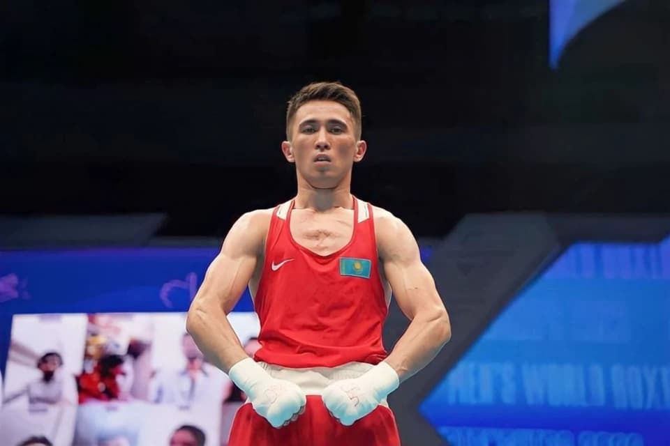 Махмуд Сабырхан вышел в четвертьфинал чемпионата Азии по боксу