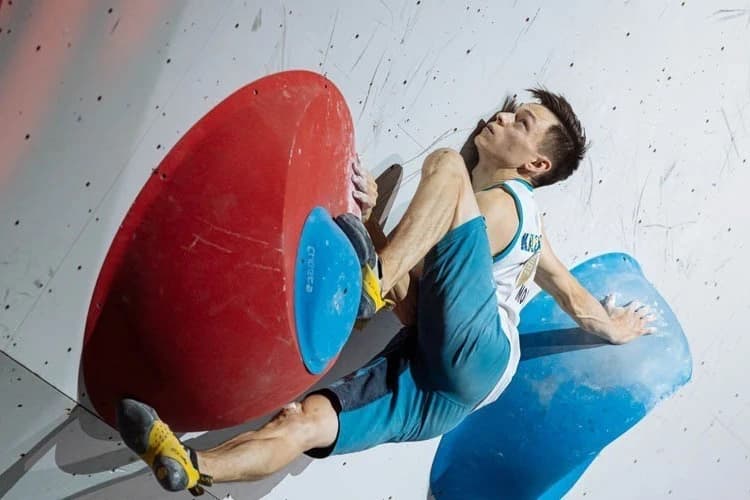 Сборная Казахстана объявила состав на чемпионат Азии по скалолазанию