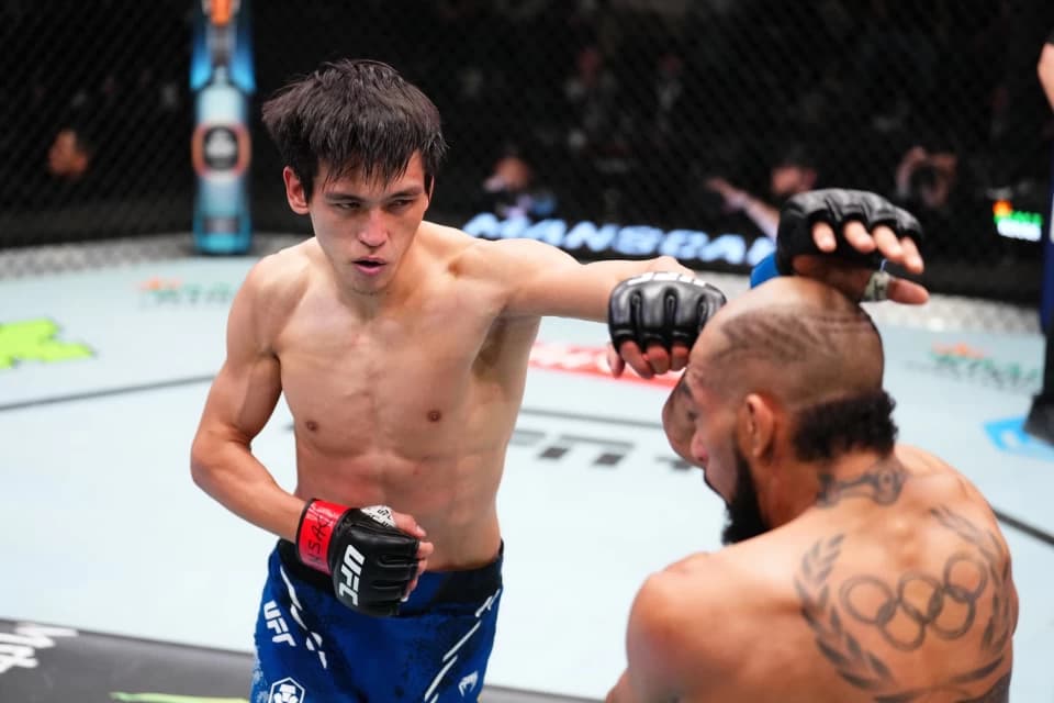 Названа дата следующего боя Максума в UFC