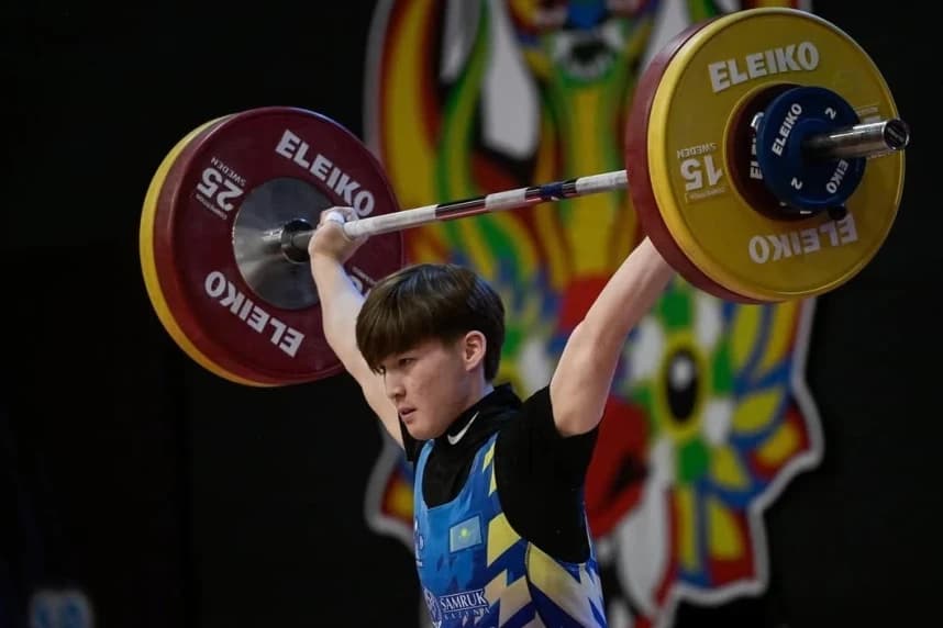 Қазақстандық спортшы жасөспірімдер арасында әлемдік рекорд орнатты