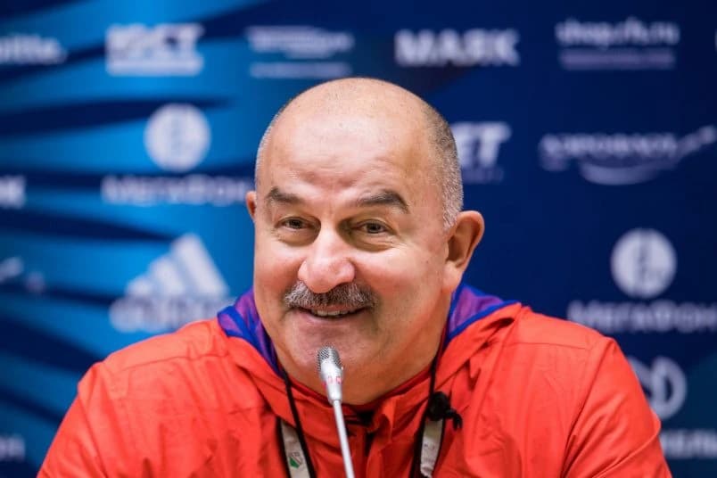 «Спросить как дела смогу»: Черчесов поделился своими успехами в изучении казахского языка