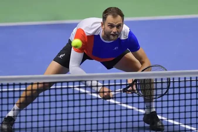 Недовесов не сумел пробиться во второй круг US Open