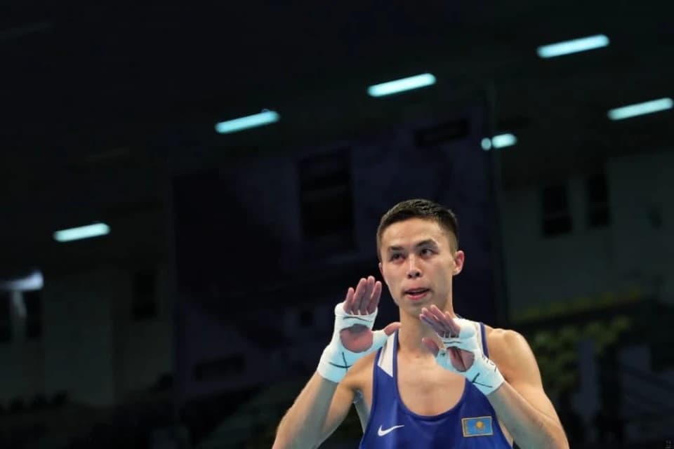 Тойда бата берген Сәкен Бибосынов көптің талқысына түсті