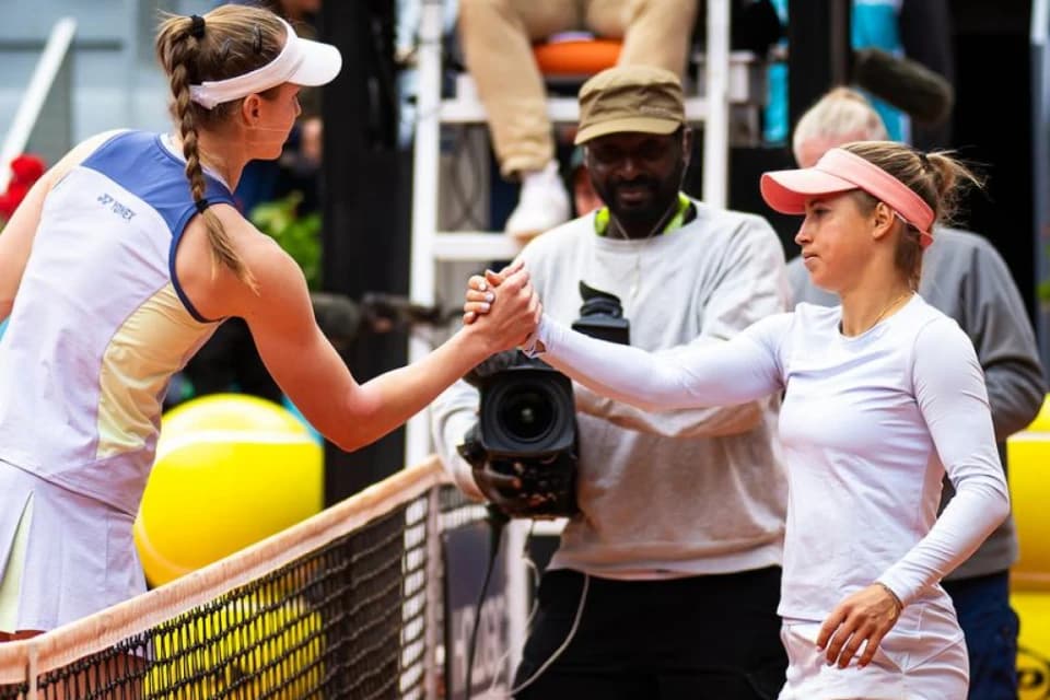 Рыбакина и Путинцева завершили участие на турнире WTA в Майами в первых матчах