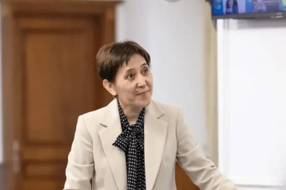 Қысқы бас киімі бар: Тамара Дүйсенова олимпиадашылардың формасына баға берді
