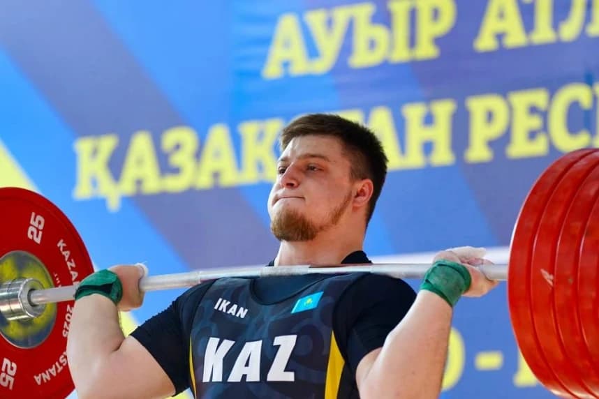 Артем Антропов жаңа рекордпен Қазақстан чемпионатын жеңіп алды