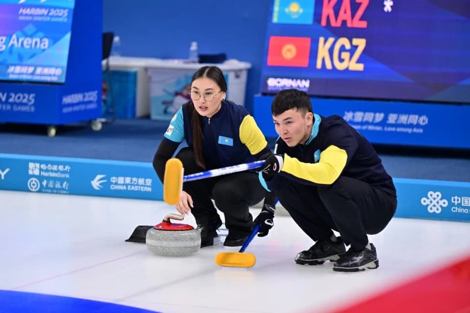 Команда Казахстана по керлингу выиграла второй матч подряд на Азиатских играх-2025
