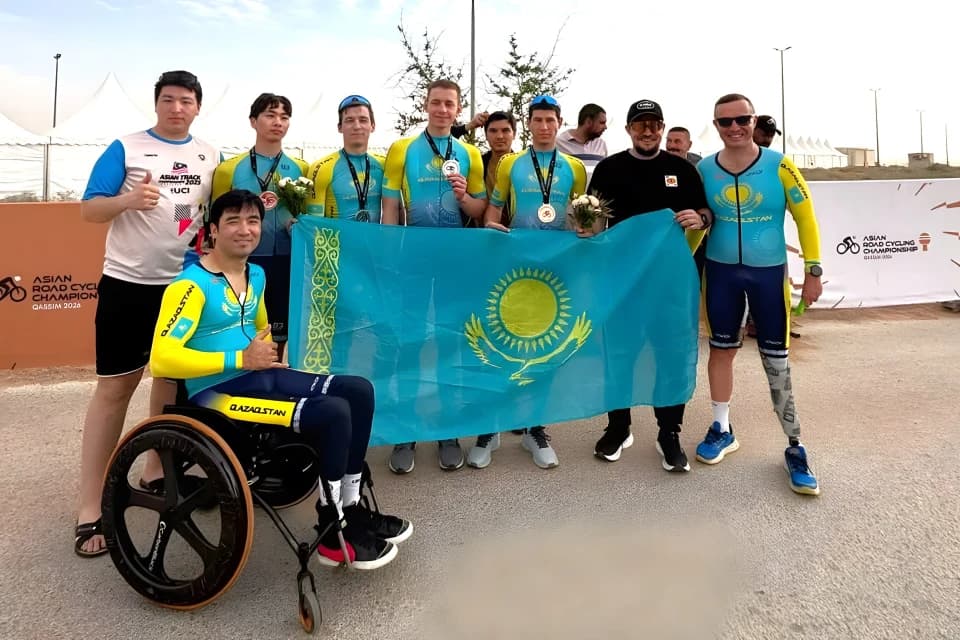 Казахстанцы завоевали 6 медалей на чемпионате Азии по пара велоспорту