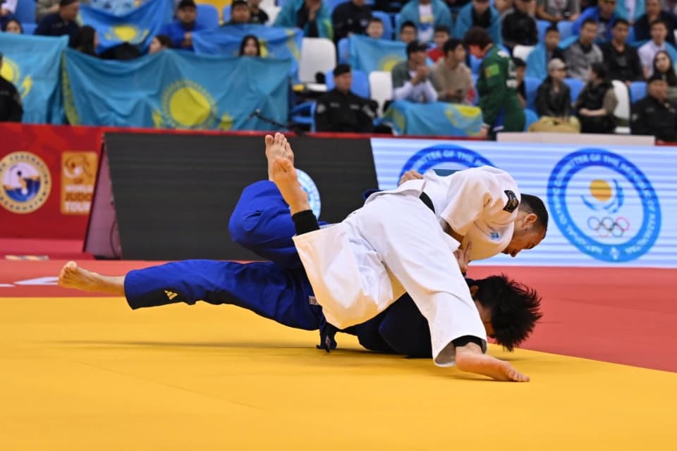 Абылайхан Жубаназар одержал досрочную победу на Grand Slam в Астане