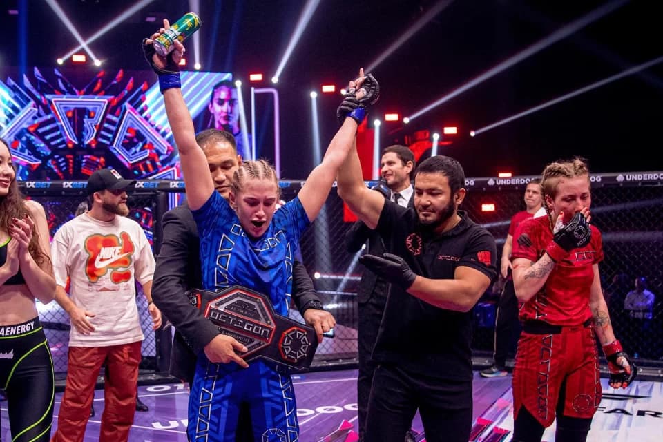 Чемпионка OCTAGON Савичева бросила вызов Аян Турсын