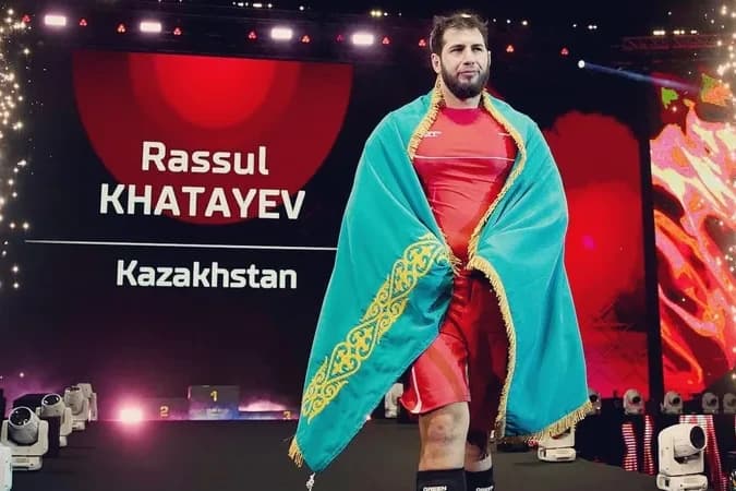 Чемпион Alash Pride против экс-чемпиона Bellator. Где и во сколько смотреть фиджитал ММА на Играх Будущего