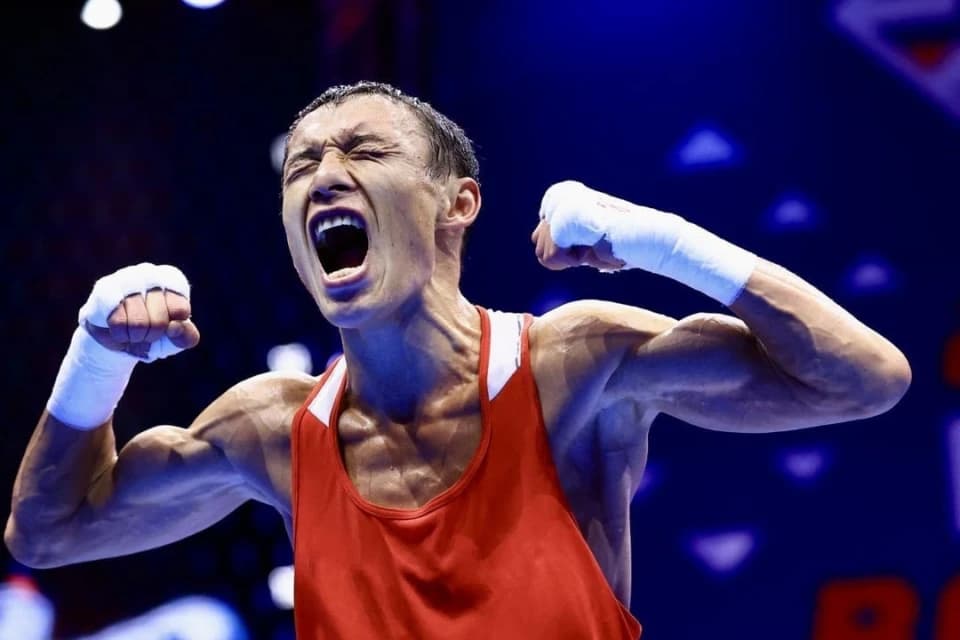 Қазақстандық боксшы «IBA чемпиондар түні» турнирінің финалында өнер көрсетеді