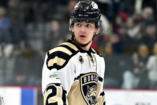 19-летнего казахстанца из NAHL вызвали в сборную перед чемпионатом мира в Канаде