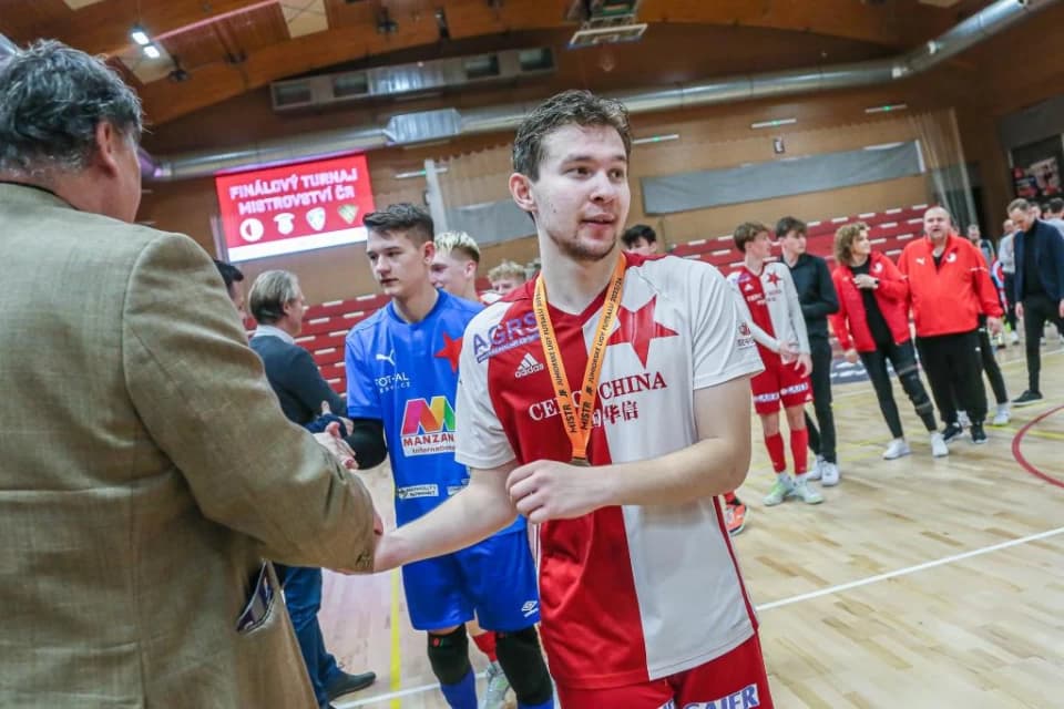 Казахстанский футзалист стал чемпионом Чехии