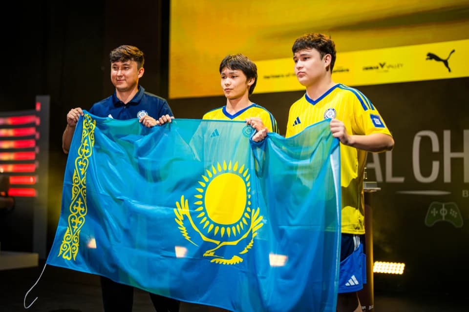 Сборная Казахстана по eFootball Mobile вошла в топ-4 на FIFAe Continental Championship Europe 2026