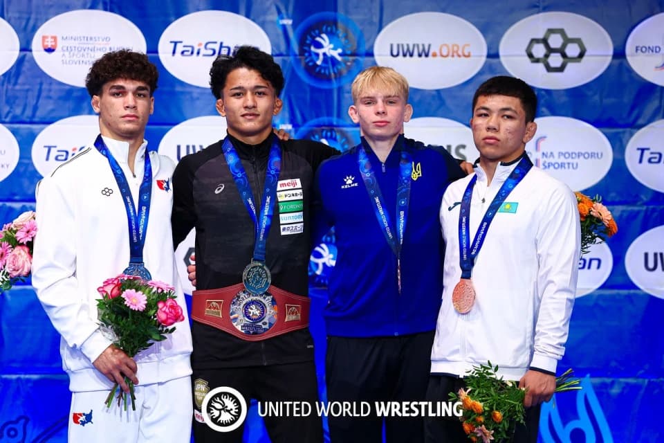 Нурдаулет Сеилбеков стал бронзовым призёром чемпионата мира U20 по вольной борьбе