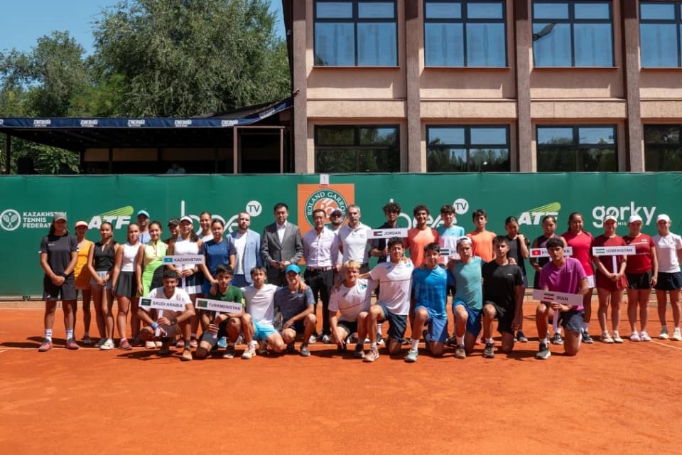 В Алматы стартовал отборочный турнир «Roland Garros Junior Series»