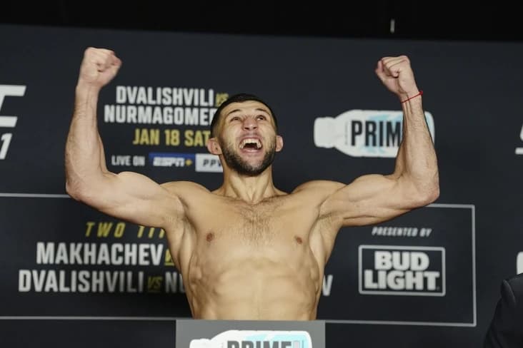 Дравшийся в казахстанской лиге Бекоев дебютировал в UFC победой нокаутом