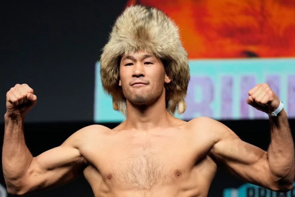 Шавкат Рахмонов UFC рейтингінде орнын сақтап қалды