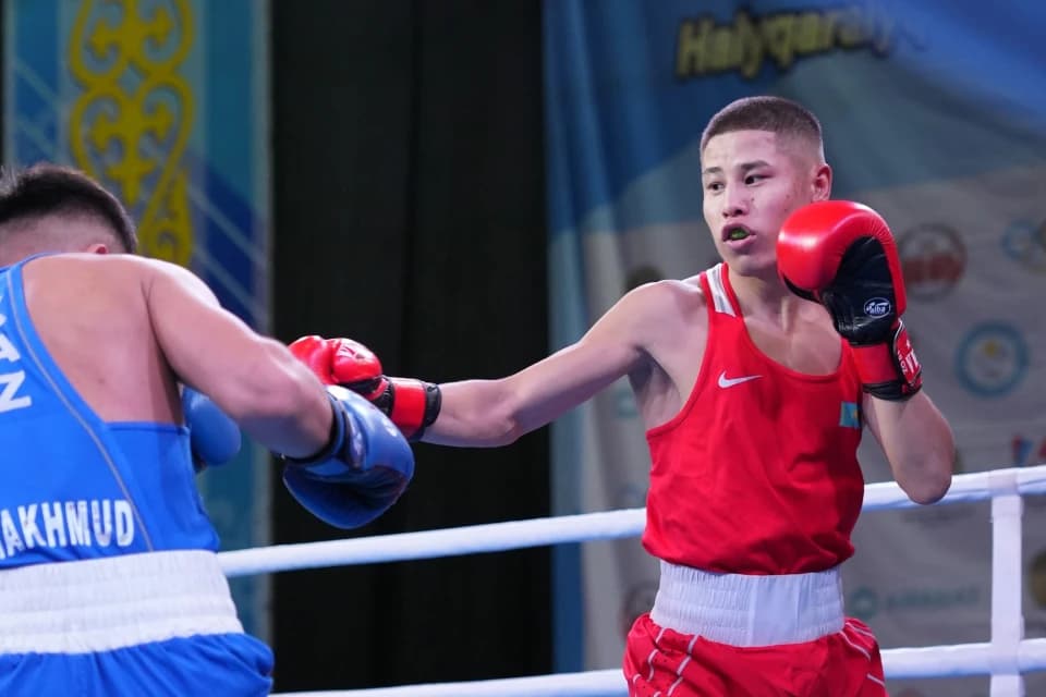 Азия чемпионаты: Асылқұлов пен Бекбауов ақтық сынға жолдама алды
