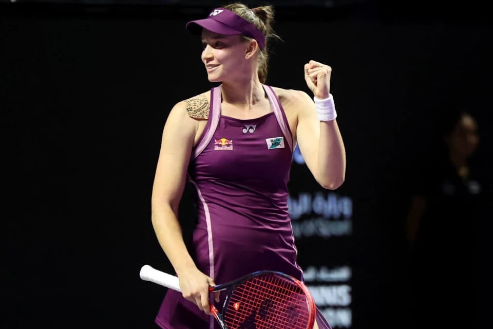 Қазақстандық теннисші Елена Рыбакина WTA қорытынды турнирінде жеңіске жетіп, тарихқа енді