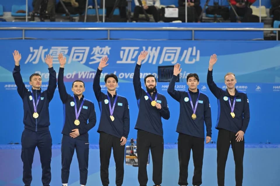 Казахстан выиграл бронзу Кубка мира по шорт-треку