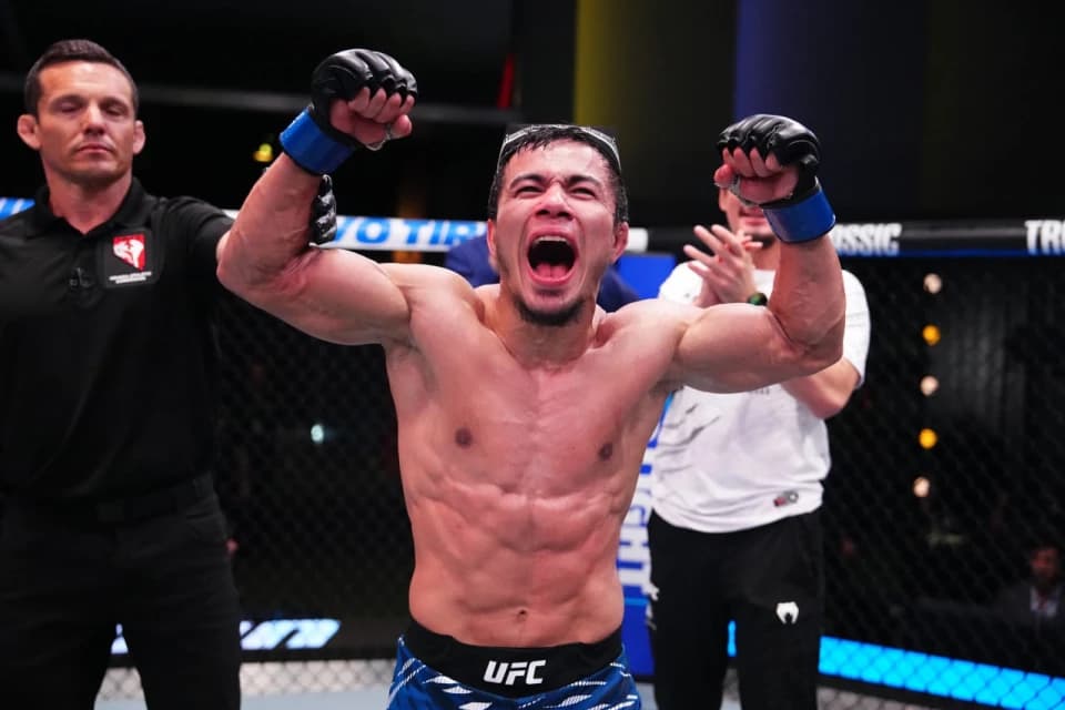 Бывший боец NAIZA отомстил за казахов в UFC