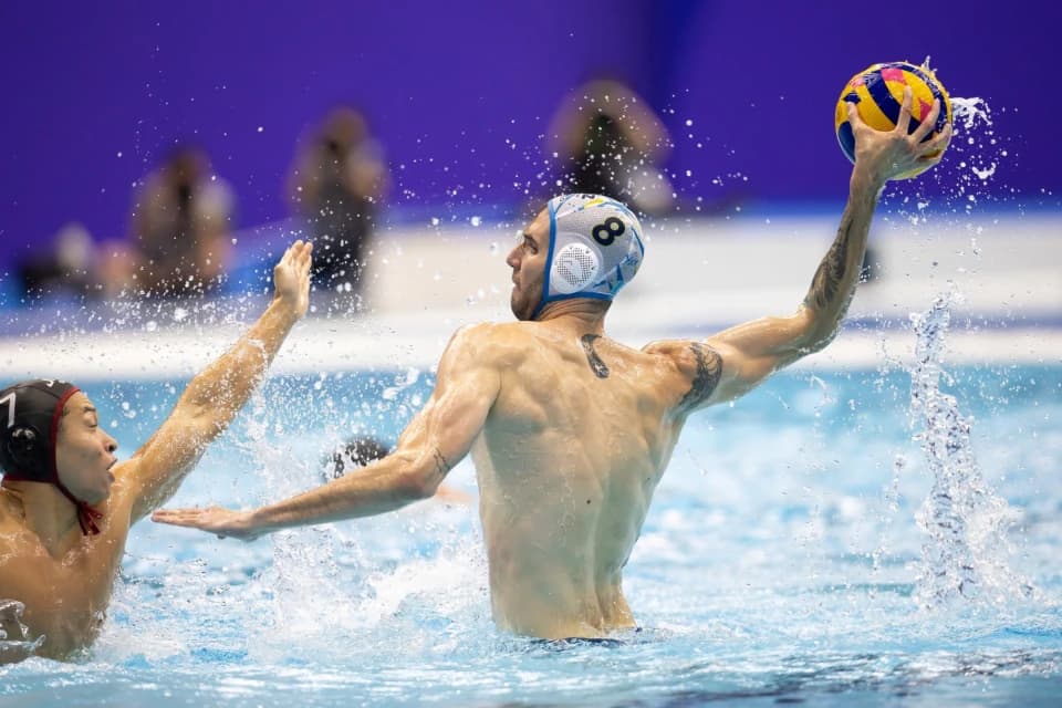 Сборная Казахстана по водному поло выиграла серебро Азиады