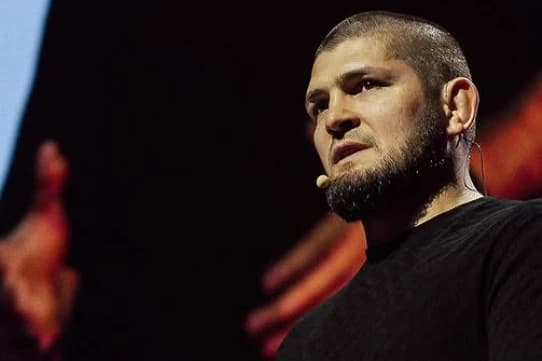 Хабиб Нурмагомедов выступил с заявлением по поводу инцидента с его снятием с авиарейса в США