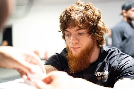 Шара Буллет после второй победы в UFC обратился к казахстанцам