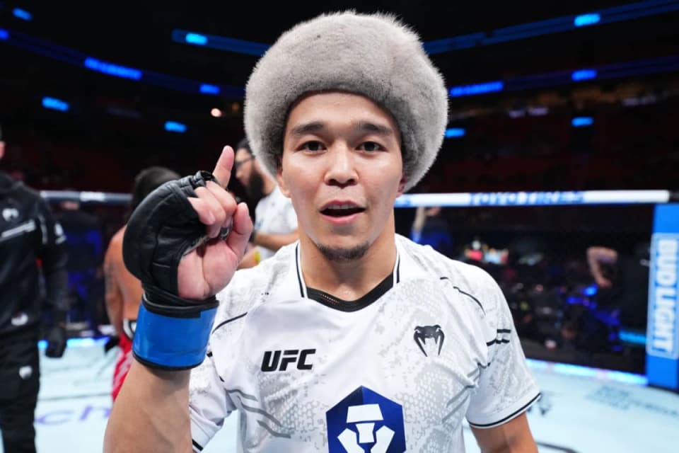 Асу Алмабаев - седьмой в обновленном рейтинге UFC