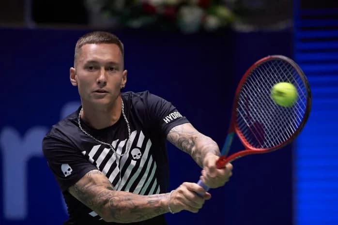 Евсеев вышел в основную сетку турнира Tenerife Challenger 1