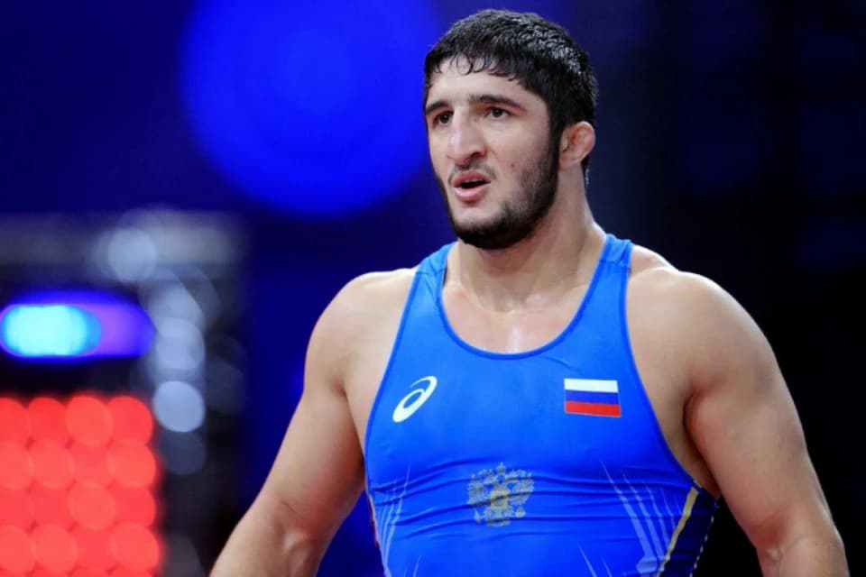 Абдулрашид Садулаев әлем чемпионатында атақты балуанды ұпай берместен ұтты