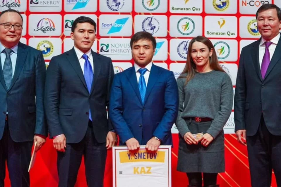 Әбиба Әбужақынова Қазақстанның Еңбек сіңірген спорт шебері атағын алды