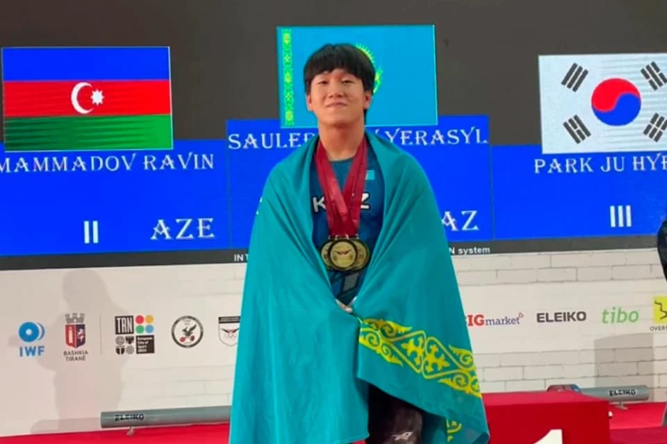 Ерасыл Сәулебеков — ауыр атлетикадан әлем чемпионатының қола жүлдегері