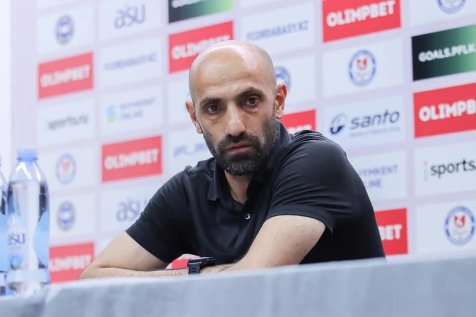 Али Алиев: Жазғы терезе кезінде тәжірибелі қақпашы алу керек болатын шығар