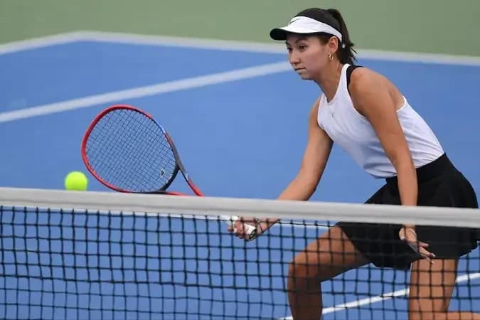 Арыстанбекова вышла в четвертьфинал в Турции