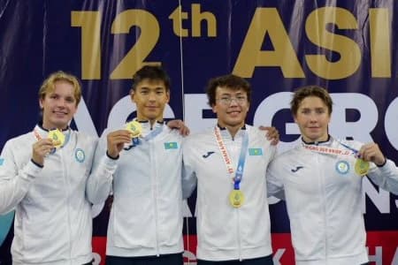 Казахстанцы завоевали 9 медалей на чемпионате Азии по плаванию