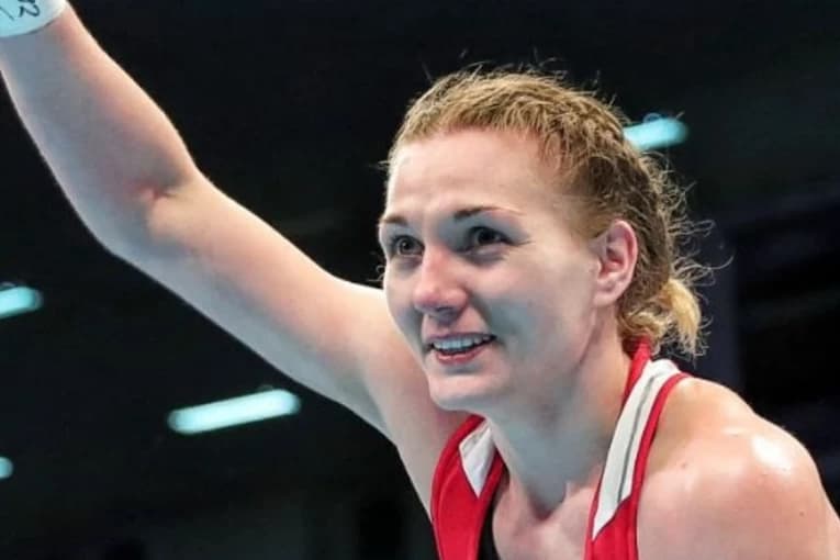 Хальзова вышла в ¼ финала лицензионного турнира