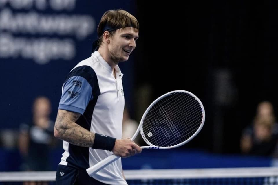 Бублик снялся с парного разряда на Australian Open