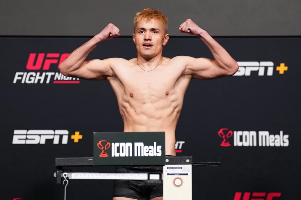 Кайсар Максат оказался тяжелее соперника перед боем в UFC