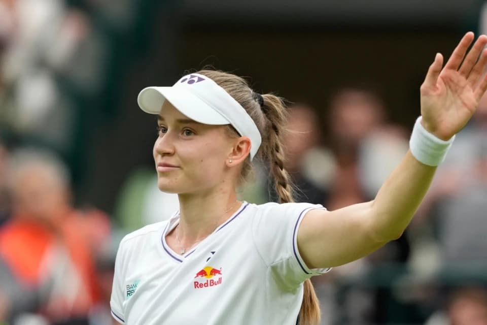 Елена Рыбакина: Хочу быть счастливой на корте
