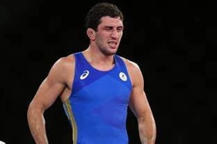 Сидаков вернет корону? Где и во сколько смотреть второй день финалов Чемпионата Европы по борьбе