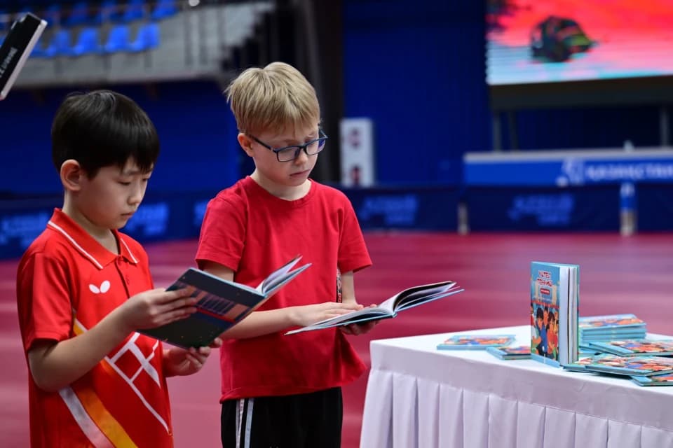 В Астане презентована книга «Настольный теннис: играем вместе»