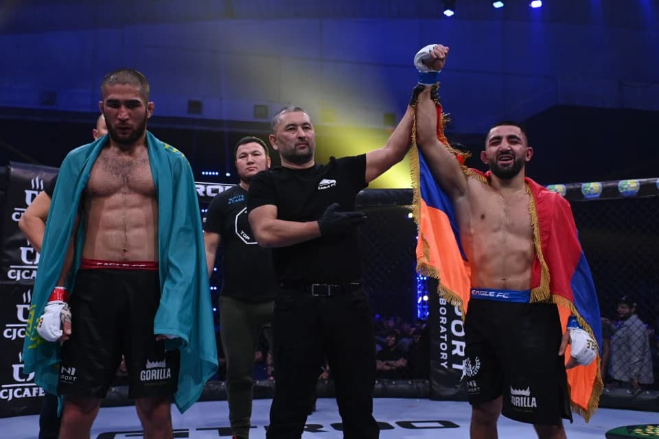 Бывший соперник Кабдуллы дебютировал в Bellator (видео)