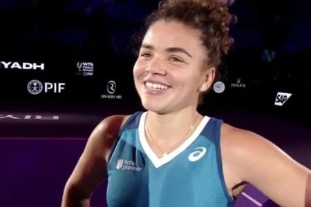 «Елена играет невероятно» — соперница Рыбакиной на итоговом турнире WTA