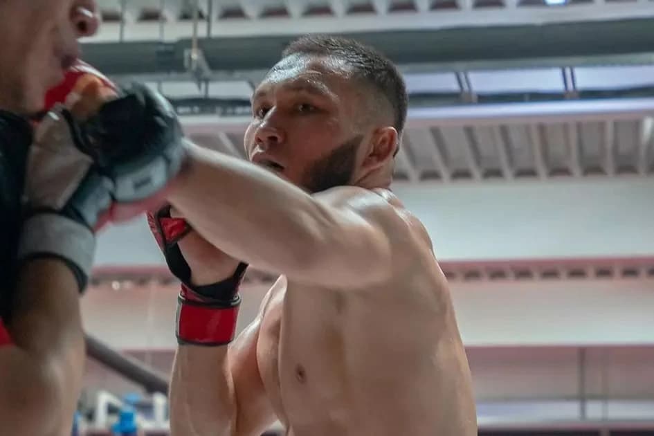 Жұман Жұмабеков бразилиялық файтерден жеңіліп қалды