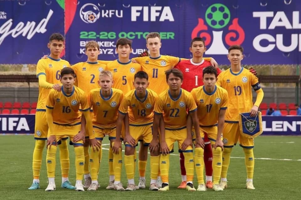 Сборная Казахстана U-15 проиграла сверстникам из Узбекистана в Бишкеке