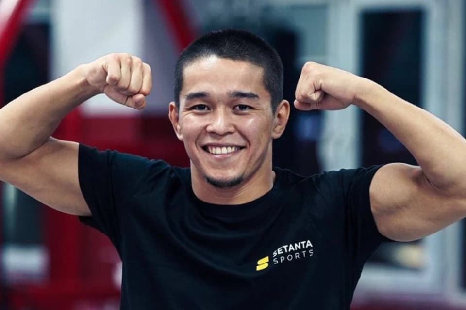 Асу Алмабаев: UFC титулын жеңіп алу Олимпиададағы алтын медальмен тең деп айтуға болады